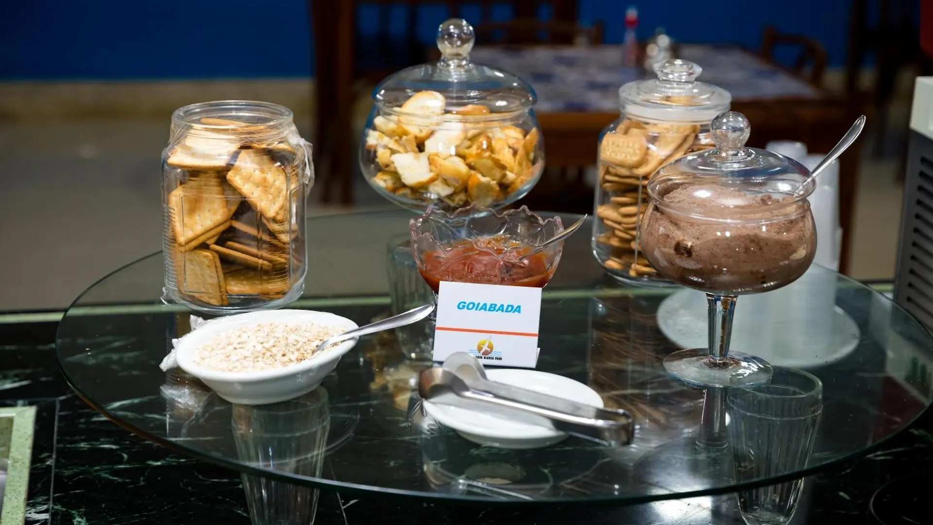 Casa Blanca Park Hotel بورتو سيغورو البرازيل