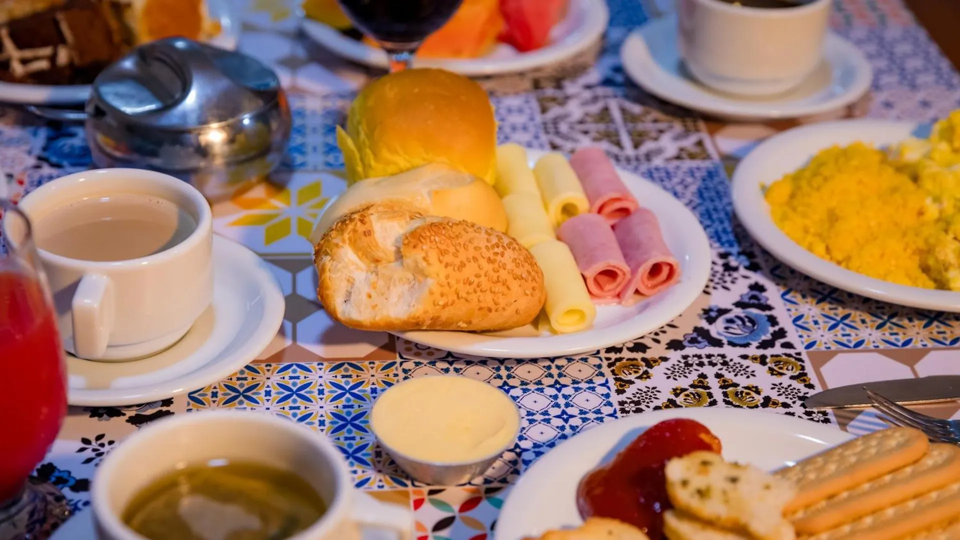 Casa Blanca Park Hotel بورتو سيغورو 3*,  البرازيل